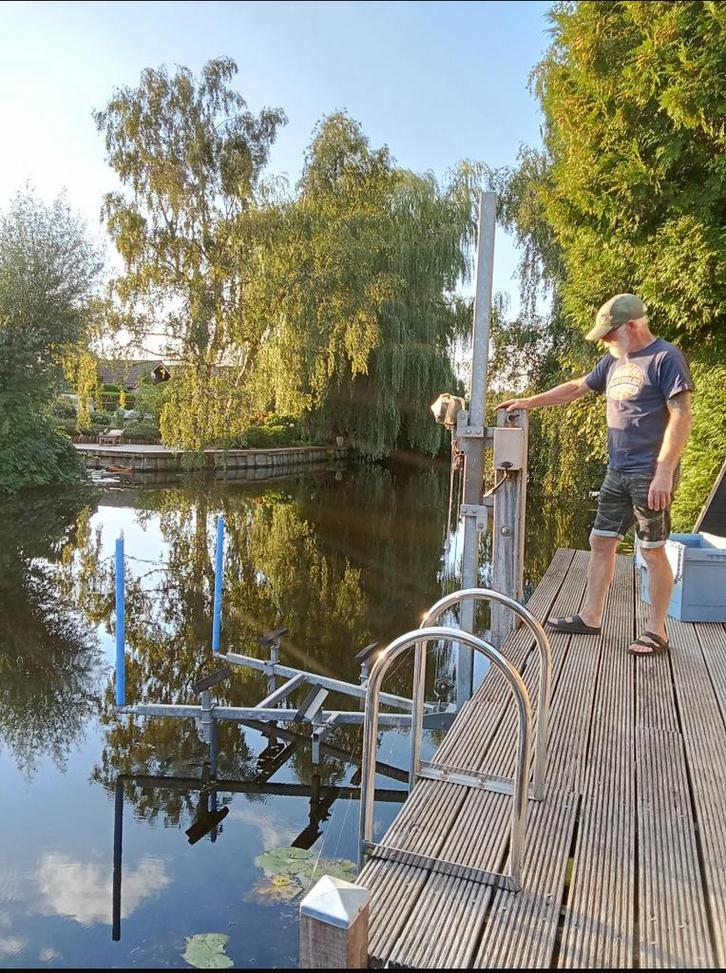 BOOTLIFT elektrisch, Watersport en Boten, Overige Watersport en Boten, Gebruikt, Ophalen