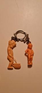 Sleutelhangers manneke pis en blote vrouw, Ophalen of Verzenden, Nieuw