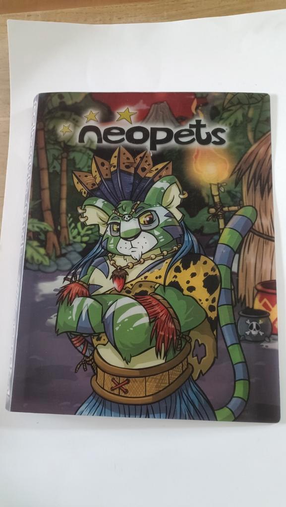Neopets Ruilkaarten Verzameling in Map, Hobby en Vrije tijd, Verzamelkaartspellen | Overige, Gebruikt, Meerdere kaarten, Ophalen of Verzenden