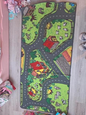 Auto speelkleed boerderij  beschikbaar voor biedingen