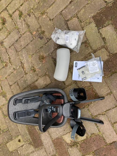 Thule Yepp Nexxt incl. (Nijntje) slaaprol, Fietsen en Brommers, Fietsaccessoires | Fietsstoeltjes, Zo goed als nieuw, Voorzitje