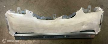 Airbag knie Mercedes E-klasse Estate S212 A2128600902 beschikbaar voor biedingen