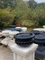Sierlijke betonnen bloempotten 40x40 cm nu voor maar €40 !, Tuin en Terras, Tuinbeelden, Ophalen, Nieuw, Beton, Overige typen