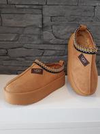 UGGS Tazz, Kleding | Dames, Schoenen, Ophalen of Verzenden, Nieuw, Pantoffels of Sloffen