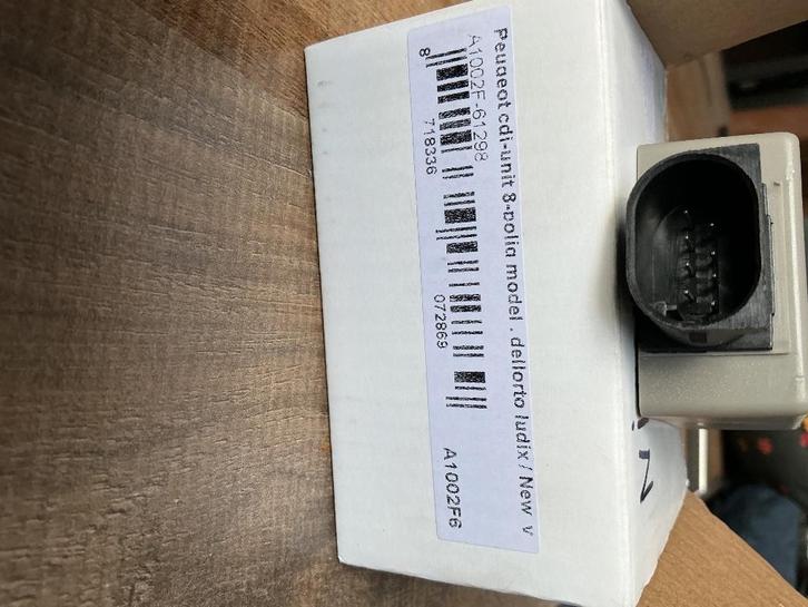 Te koop: nieuwe CDI en zuiger, Fietsen en Brommers, Brommeronderdelen | Scooters, Nieuw, Peugeot, Overige typen, Ophalen