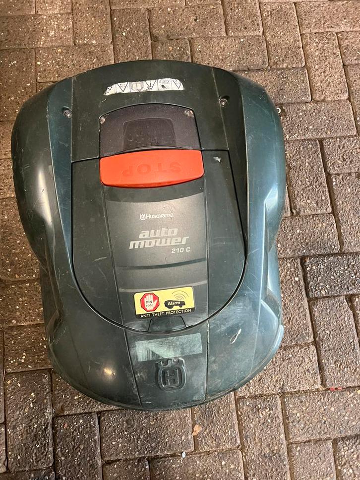 Husqvarna 210C auto mower robot maaier loop/sloop, Tuin en Terras, Robotmaaiers, Gebruikt, 20 tot 25 cm, Ophalen