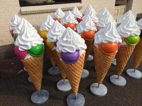 ijshoorn -afvalbak-ijsdecoratie - ijs-stoepreclame, Zakelijke goederen, Horeca | Food, IJs, Ophalen of Verzenden