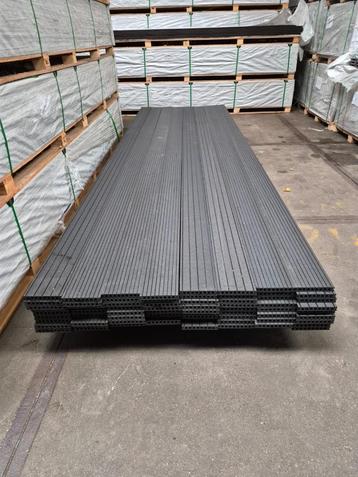 ACTIE - Holkamer vlonderplank zwart - 41,7 m2 - OP=OP beschikbaar voor biedingen