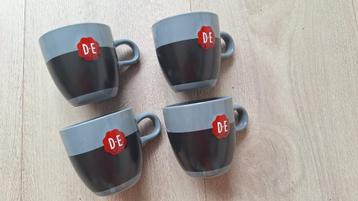 Douwe Egberts cappuccino mokken DE krijt mokken 4 stuks nieu beschikbaar voor biedingen