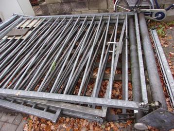 hekwerken draaipoorten spijlen hekwerk met 4 palen beschikbaar voor biedingen