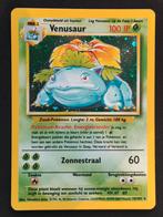 Venusaur 15/102 base set NL, Hobby en Vrije tijd, Verzamelkaartspellen | Pokémon, Ophalen of Verzenden, Zo goed als nieuw, Losse kaart