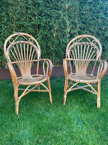 2 Rotan stoelen, jaren 70. beschikbaar voor biedingen