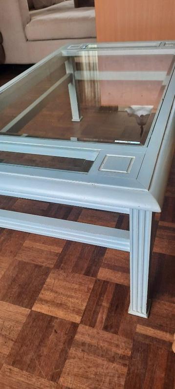salontafel beschikbaar voor biedingen