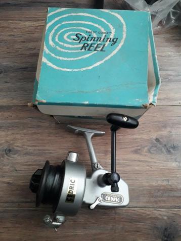Vintage Japan Cedric 9000 zeemolen beschikbaar voor biedingen
