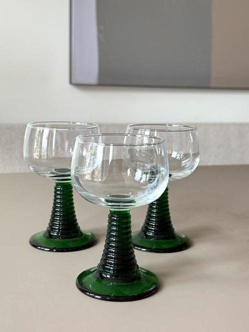 3x Vintage Luminarc Roemer wijnglazen – groen, Verzamelen, Glas en Borrelglaasjes, Zo goed als nieuw, Overige typen, Ophalen of Verzenden