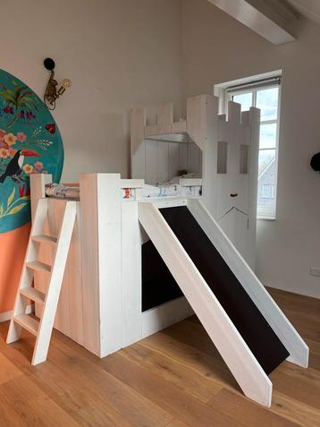 Steigerhouten Kasteelbed / Hoogslaper beschikbaar voor biedingen