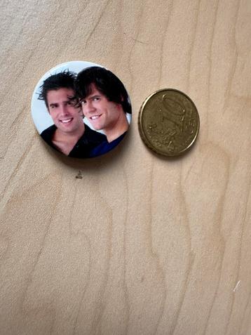 Nick en Simon Button beschikbaar voor biedingen