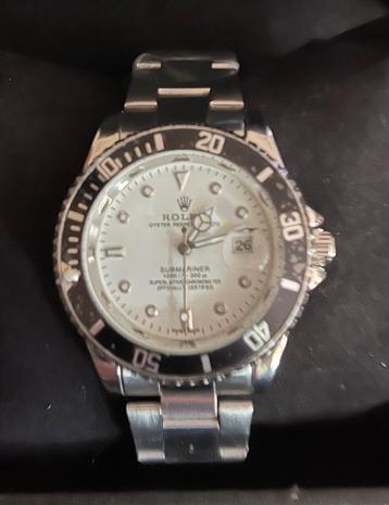Nieuw rolex horloge beschikbaar voor biedingen