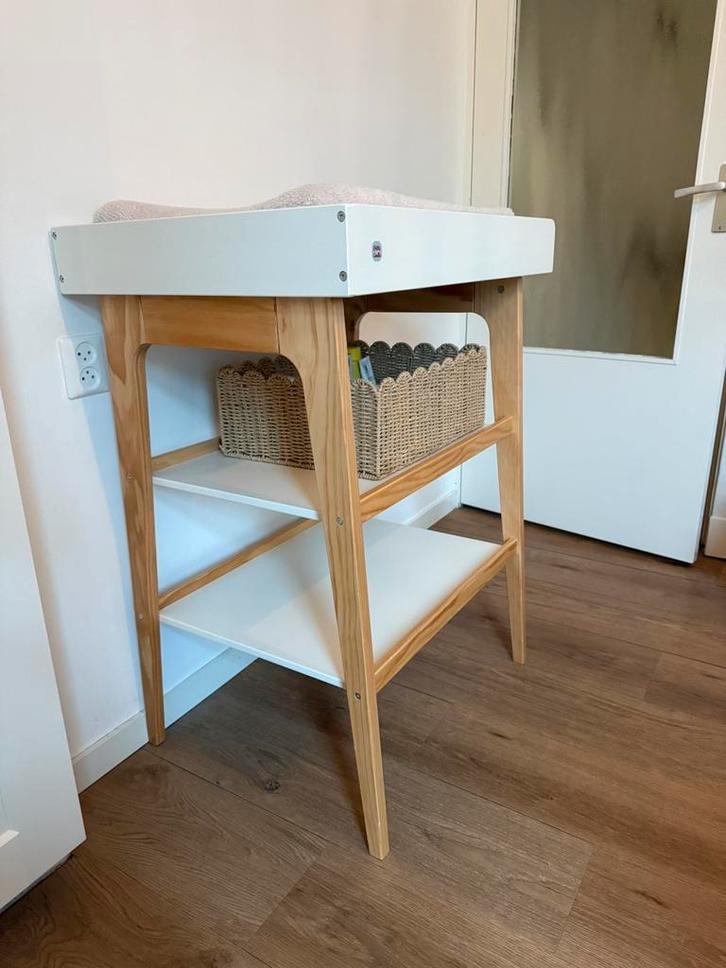 Luiertafel petit amelie / verzorgingstafel «BRISE», Kinderen en Baby's, Kinderkamer | Commodes en Kasten, Zo goed als nieuw, 105 cm of meer
