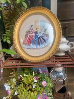 Erg mooie Franse ovale bolglas lijst met echte mode prent, Antiek en Kunst, Curiosa en Brocante, Ophalen of Verzenden