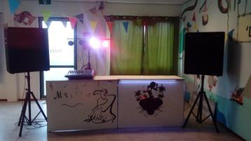 Geluidsinstallatie / karaoke (set 6) te huur Nu €65 beschikbaar voor biedingen