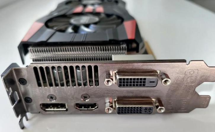 ASUS Radeon R9 270X R9270X-DC2T-2GD5, Computers en Software, Videokaarten, Gebruikt, AMD, PCI-Express 3.0, GDDR5, HDMI, DisplayPort
