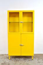 Vintage apothekerskast medicijnkast vitrinekast 4-deurs