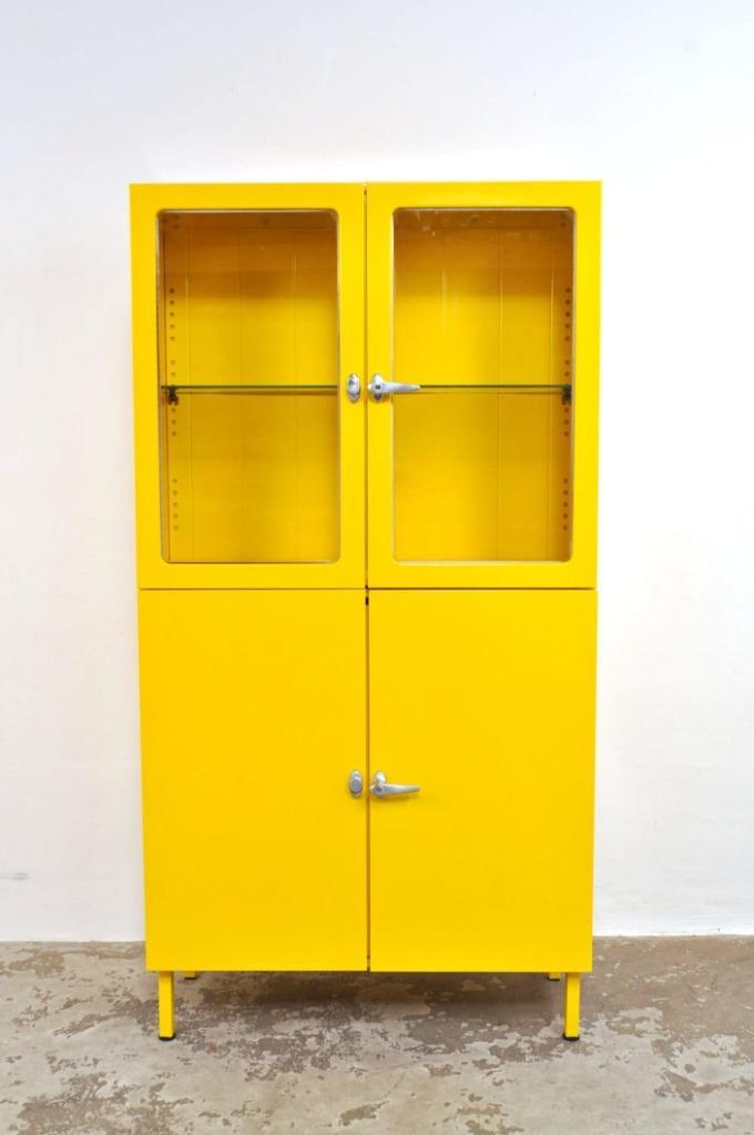 Vintage apothekerskast medicijnkast vitrinekast 4-deurs, Huis en Inrichting, Kasten | Vitrinekasten, Gebruikt, 150 tot 200 cm