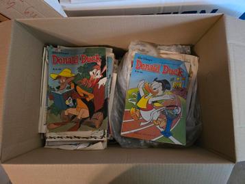 Donald duck tijdschriftjes beschikbaar voor biedingen