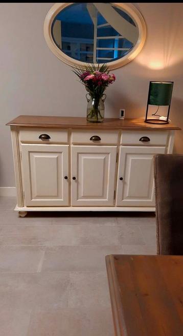 complete woonkamer voor weinig geld!Hout massief!  beschikbaar voor biedingen