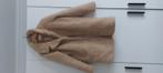 Beige bontjas maat 134, Ophalen of Verzenden, Zo goed als nieuw, Meisje, Broek