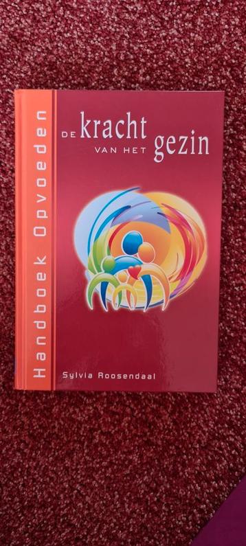 Boek S. Roosendaal - De kracht van het gezin beschikbaar voor biedingen