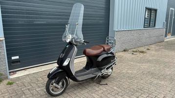 Vespa LX 50 4T beschikbaar voor biedingen
