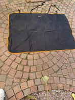 Hondenkleed voor in de auto achterbank, Dieren en Toebehoren, Ophalen of Verzenden, Zo goed als nieuw