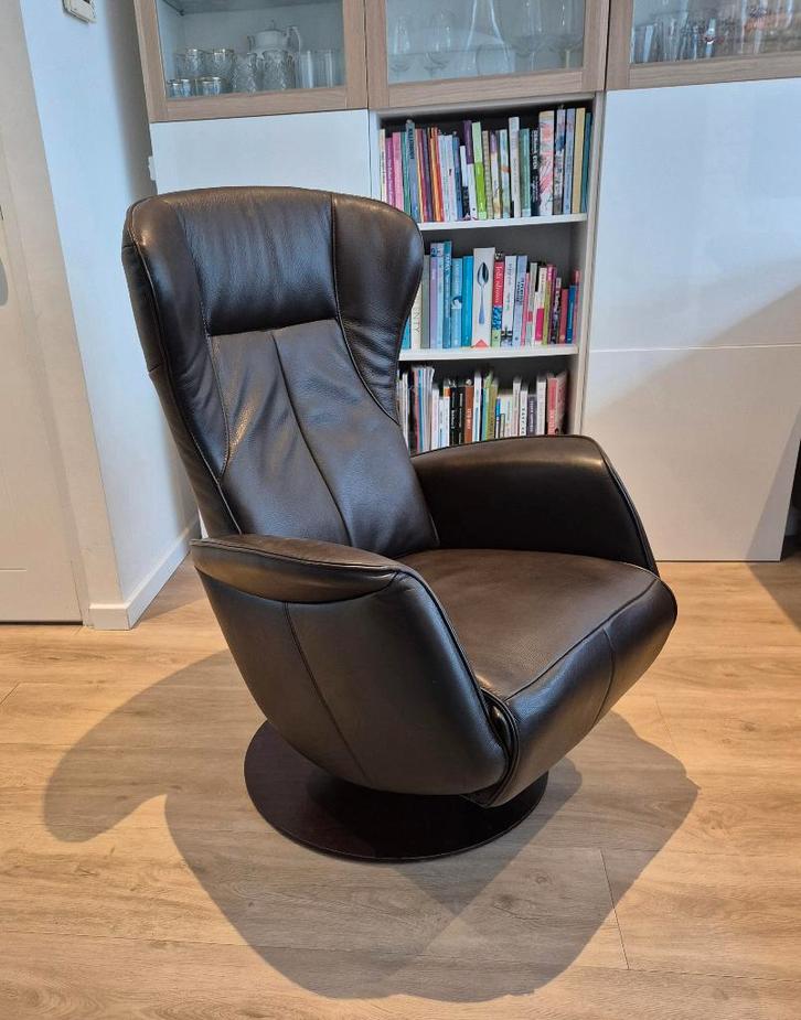 Relax Fauteuil leer draaibaar elektrisch, Huis en Inrichting, Fauteuils, Gebruikt, Leer, 50 tot 75 cm, 75 tot 100 cm, Ophalen
