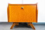 vintage nachtkastje, Huis en Inrichting, Slaapkamer | Nachtkastjes, Ophalen, Gebruikt, Hout, Minder dan 45 cm