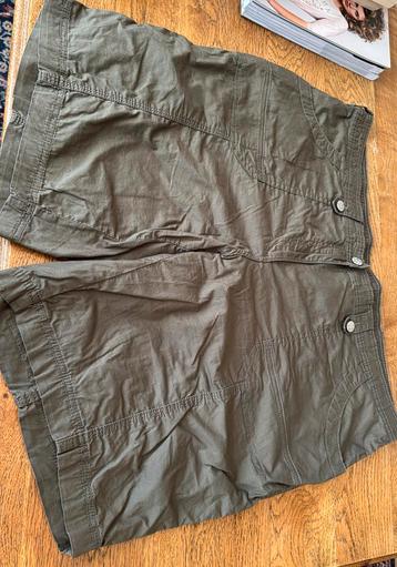 Korte broek nieuw maat 52 legergroen Ulla popken beschikbaar voor biedingen