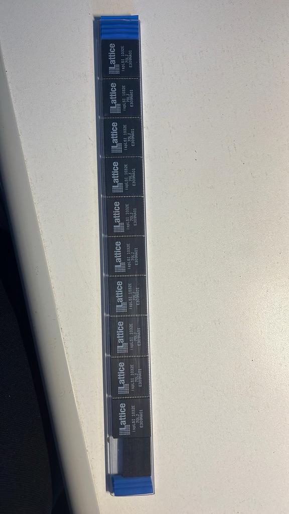 10x Lattice ispLSI 1032E CPLD, Ophalen of Verzenden