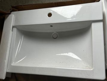 Höllviken grote wastafel ongebruikt beschikbaar voor biedingen