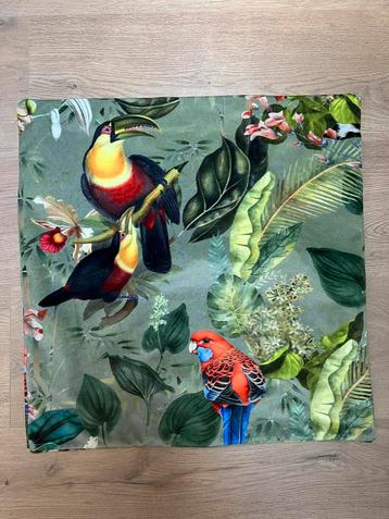 Kussenhoes voor 45x45 of 50x50cm, met klittenband beschikbaar voor biedingen