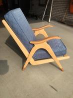 Vintage fauteuil met oud blauwe bekleding, Ophalen of Verzenden, Zo goed als nieuw, 75 tot 100 cm, 50 tot 75 cm