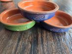3 gekleurde terracotta tapas schaaltjes, Huis en Inrichting, Keuken | Servies, Ophalen of Verzenden, Aardewerk, Overige stijlen