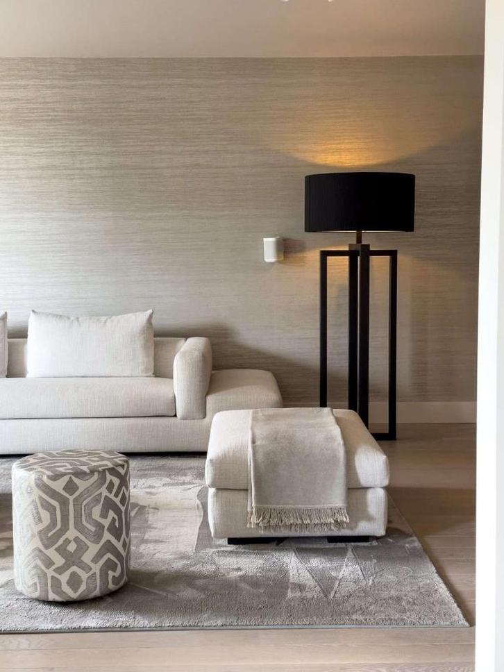 Vloerlamp  41x41x143 cm  mat zwart metaal  Hotel Chique, Huis en Inrichting, Lampen | Vloerlampen, Nieuw, 100 tot 150 cm, Metaal