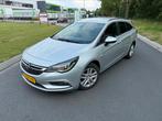 Opel Astra 120 jaar 1.0 achteruitrijcamera carplay NAP, Voorwielaandrijving, Stof, Zwart, 620 kg