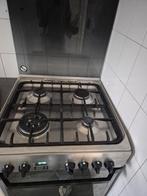 Indesit Oven en Gasfornuis - Werkend!, Ophalen, Gebruikt, 4 kookzones, Gas