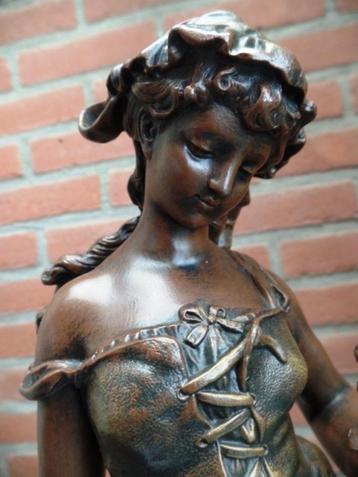 mooi gaaf zamak beeld van Moreau  beschikbaar voor biedingen