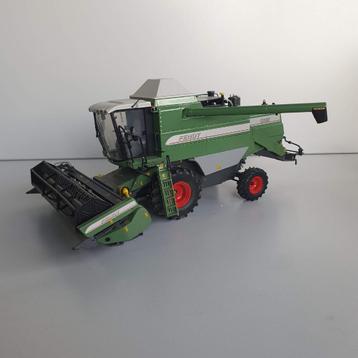 Fendt 5250E 1/32 beschikbaar voor biedingen