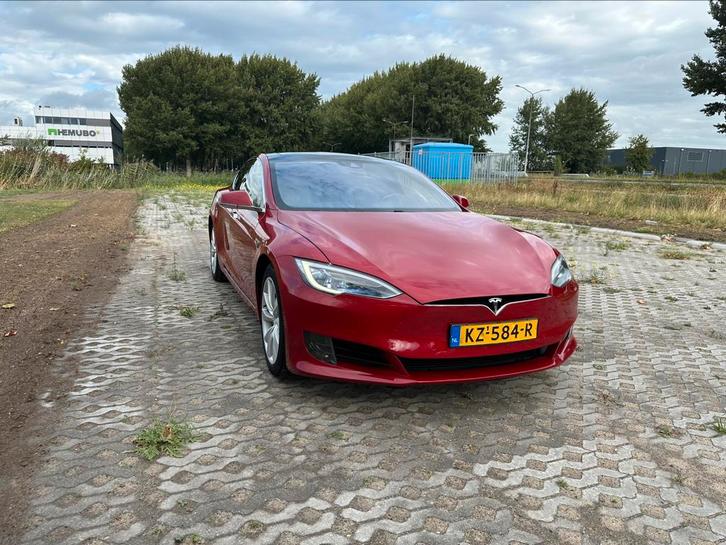 Tesla Model S/90D/2016/MCU2, Auto's, Tesla, Particulier, Model S, Elektrisch, Hatchback, Automaat, Origineel Nederlands, Rood