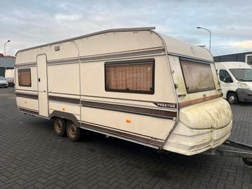 Hobby 2 asser interieur zeer mooi 1985 beschikbaar voor biedingen