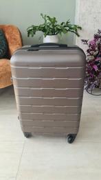 Reis Koffer TVR travel middel B x H x D: 

41 x 64 x24 cm, Ophalen of Verzenden, Zo goed als nieuw, Hard kunststof